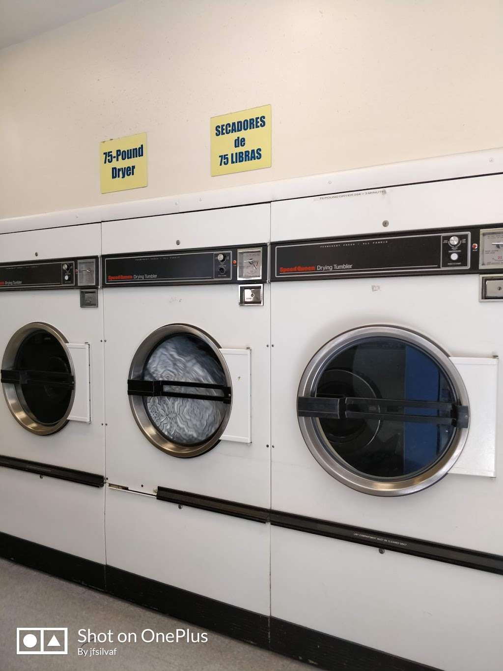 Little River Coin Laundry | 7879 Heritage Dr, Annandale, VA 22003, USA | Phone: (703) 658-4006