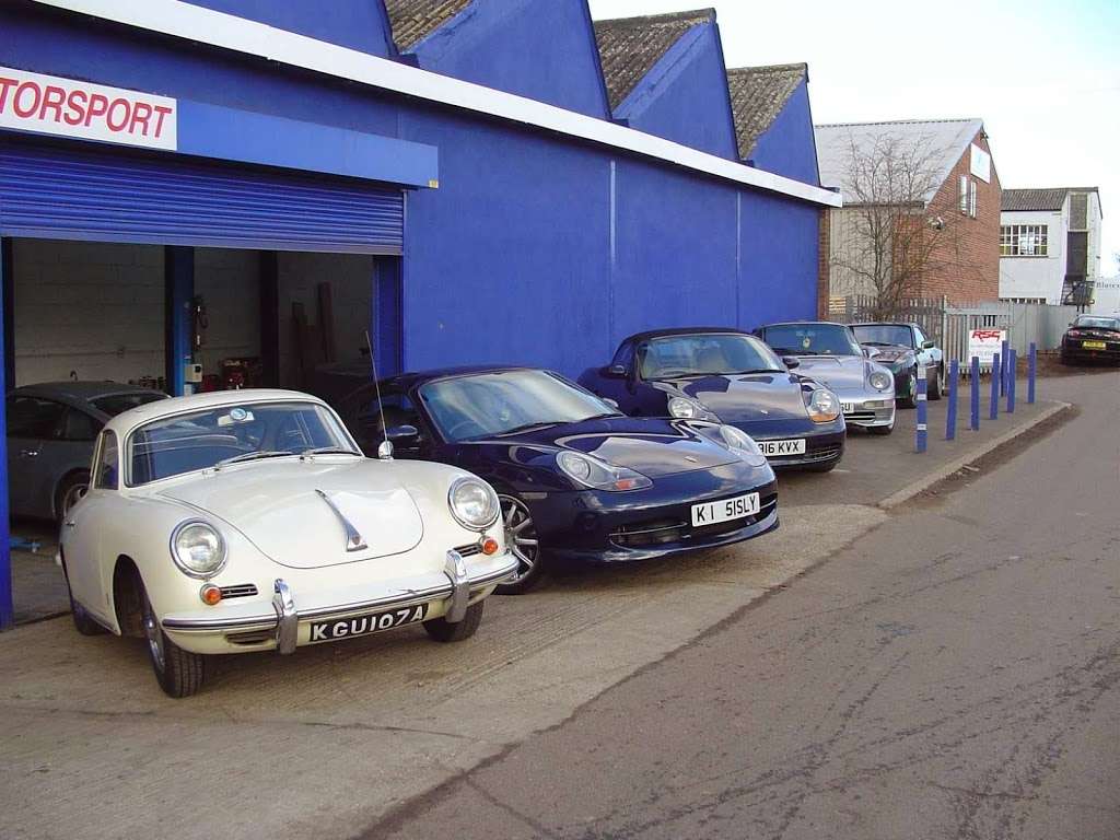 HP Porsche LTD | 181 Forest Rd, Ilford IG6 3HZ, UK | Phone: 020 8500 2510