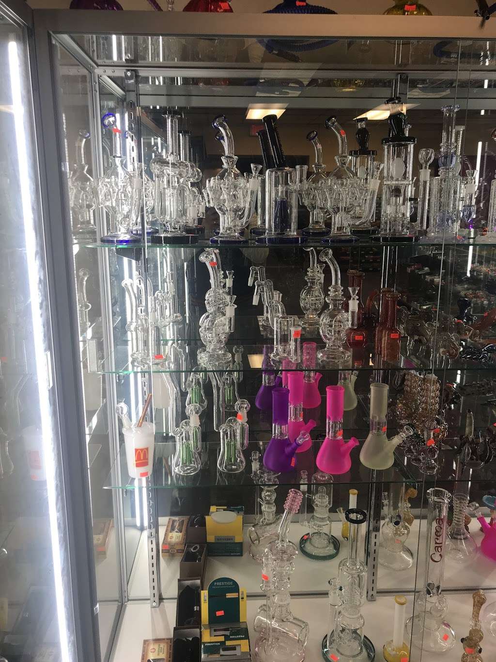 WONDERLAND SMOKE SHOP | 3 Park St, Rehoboth, MA 02769, USA | Phone: (508) 455-0856