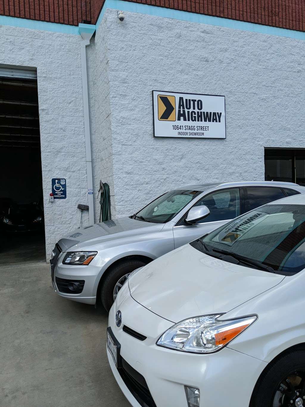 AutoHighway Inc | 10641 Stagg St, Sun Valley, CA 91352, USA | Phone: (818) 927-4151