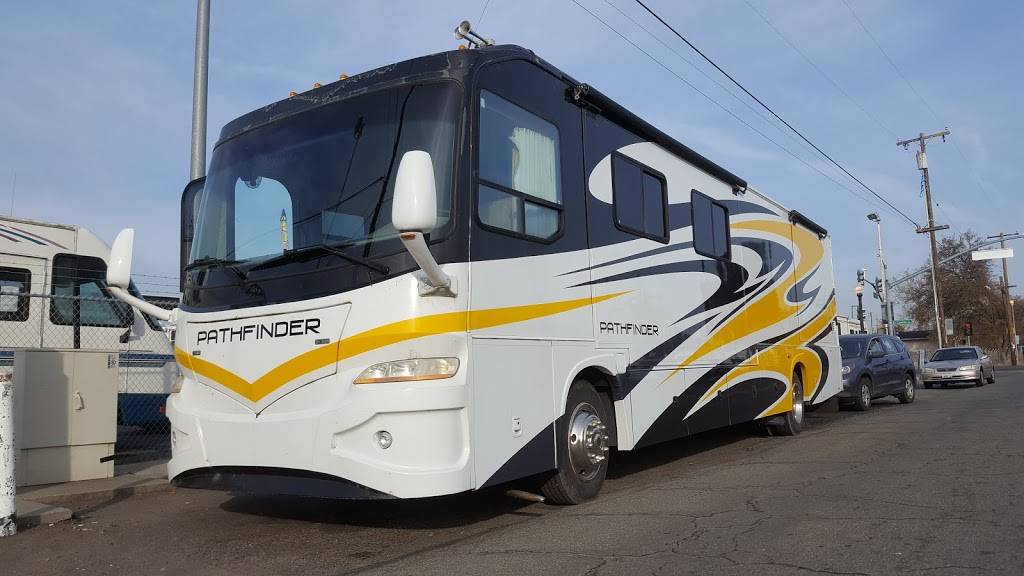 American Motorhome RV Super Deals | 1064 El Camino Ave, Sacramento, CA 95815, USA | Phone: (916) 669-0656