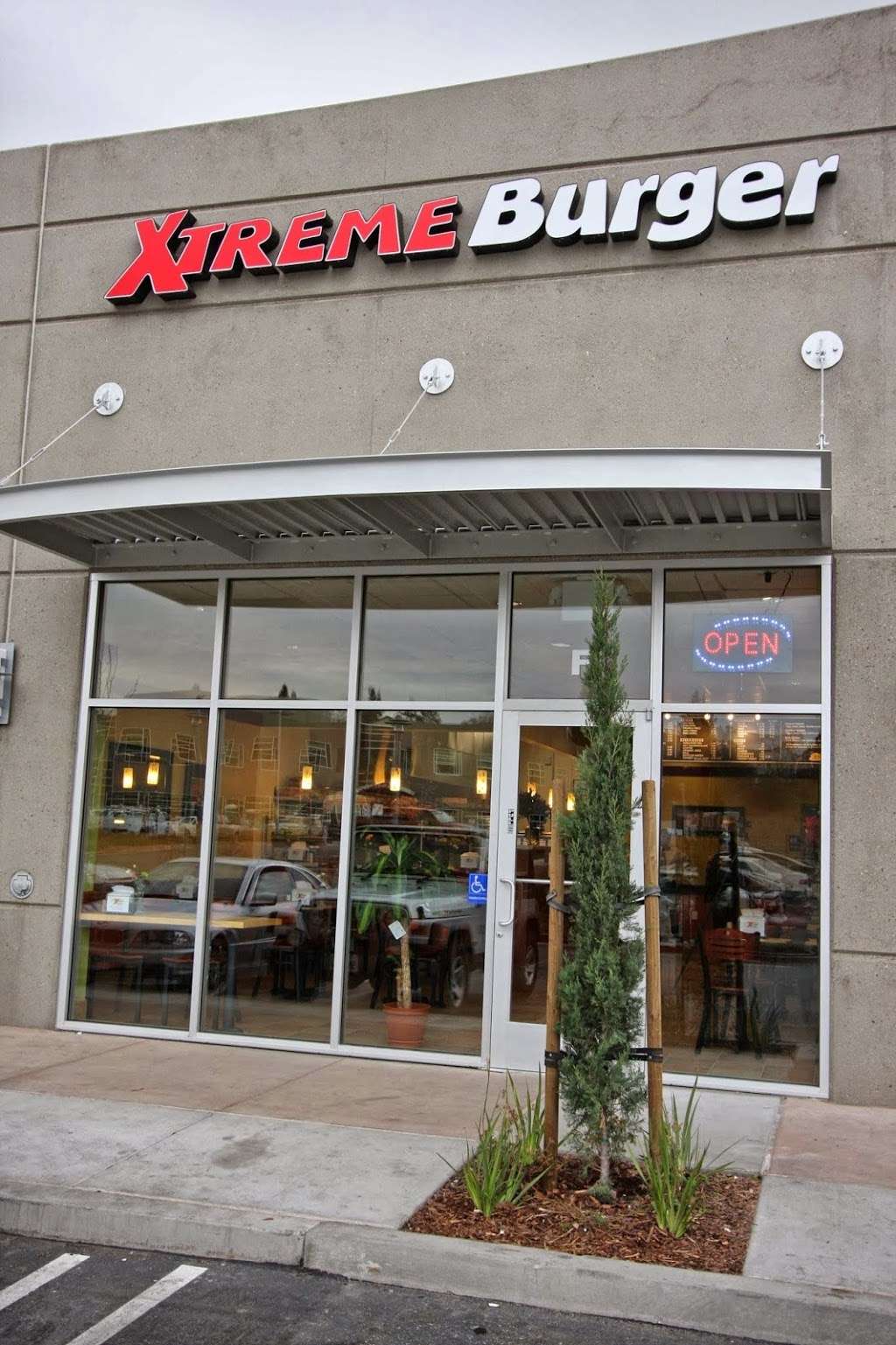 Xtreme Burger | 4045 Lone Tree Way #F, Antioch, CA 94531, USA | Phone: (925) 777-1502