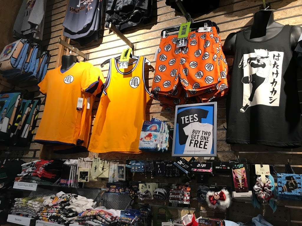 Hot Topic | 515 Stanton Christiana Rd, Newark, DE 19702, USA | Phone: (302) 266-9820