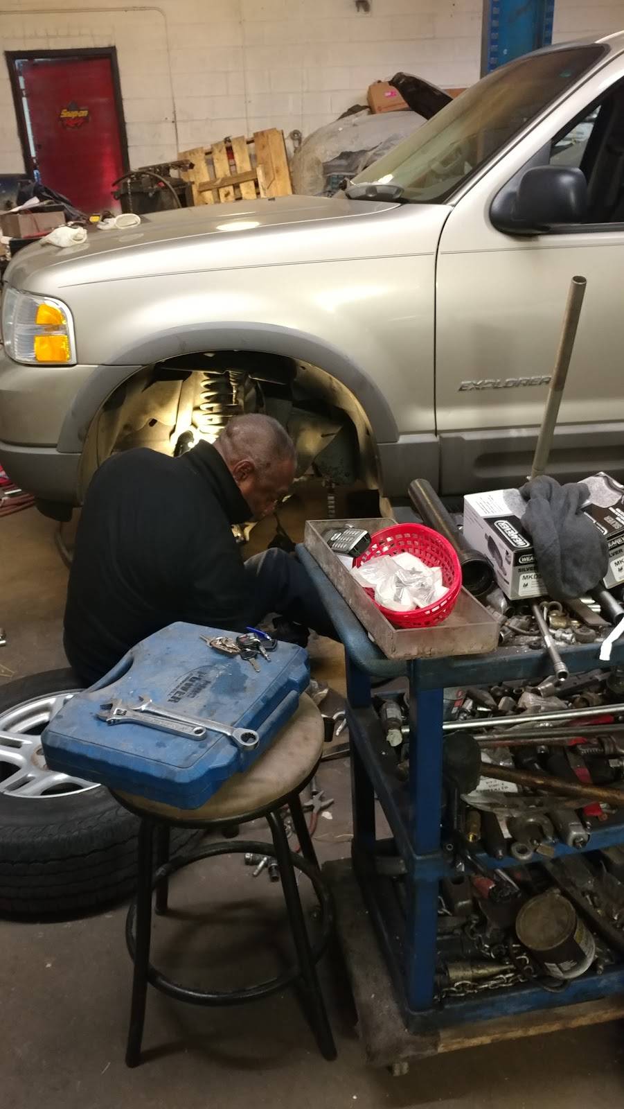 Jm Auto Repair Inc | 316 Rush St # 104, Raleigh, NC 27610, USA | Phone: (919) 833-6988