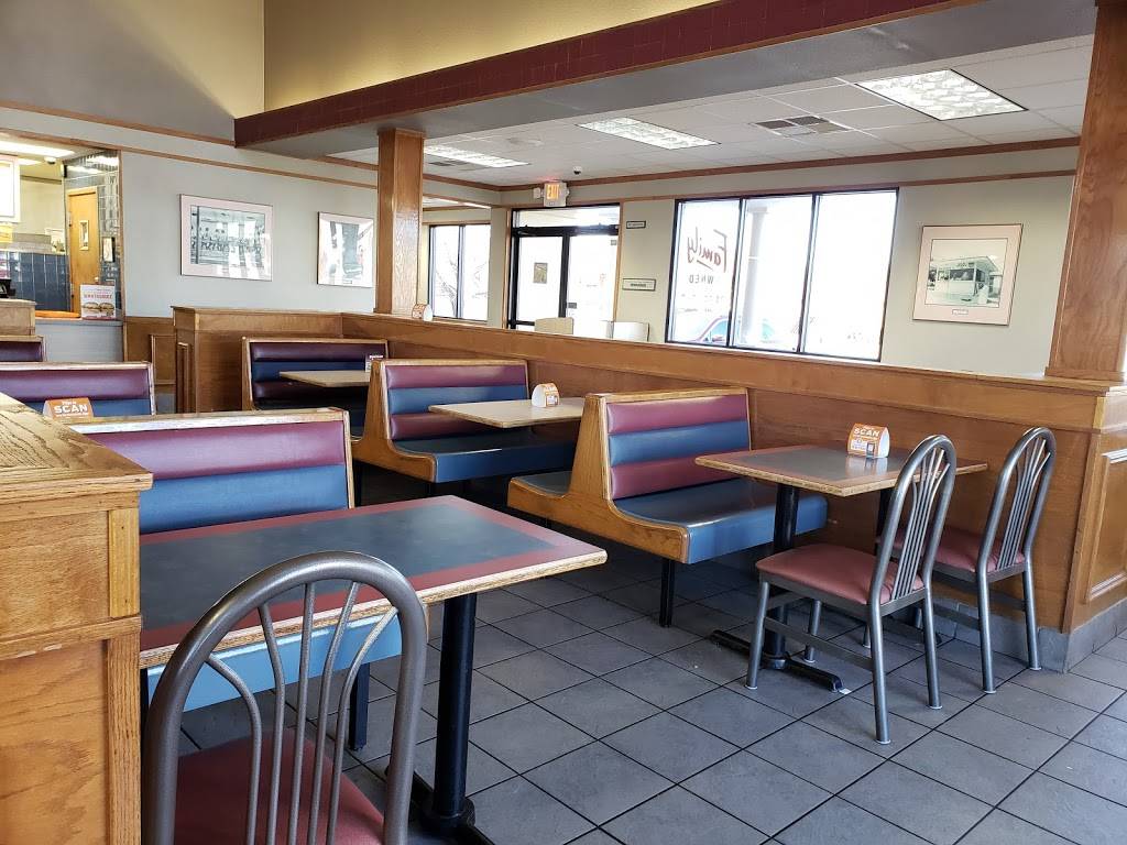 Whataburger | 1124 SW 59th St, Oklahoma City, OK 73109, USA | Phone: (405) 632-4484