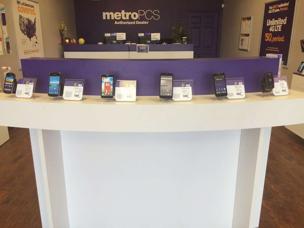 MetroPCS Authorized Dealer | 411 US-69, Kansas City, MO 64119, USA | Phone: (816) 490-6647