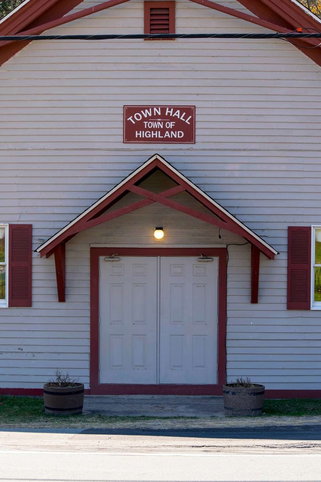 Highland Town Hall | 4, Proctor Rd, Eldred, NY 12732, USA | Phone: (845) 557-6085