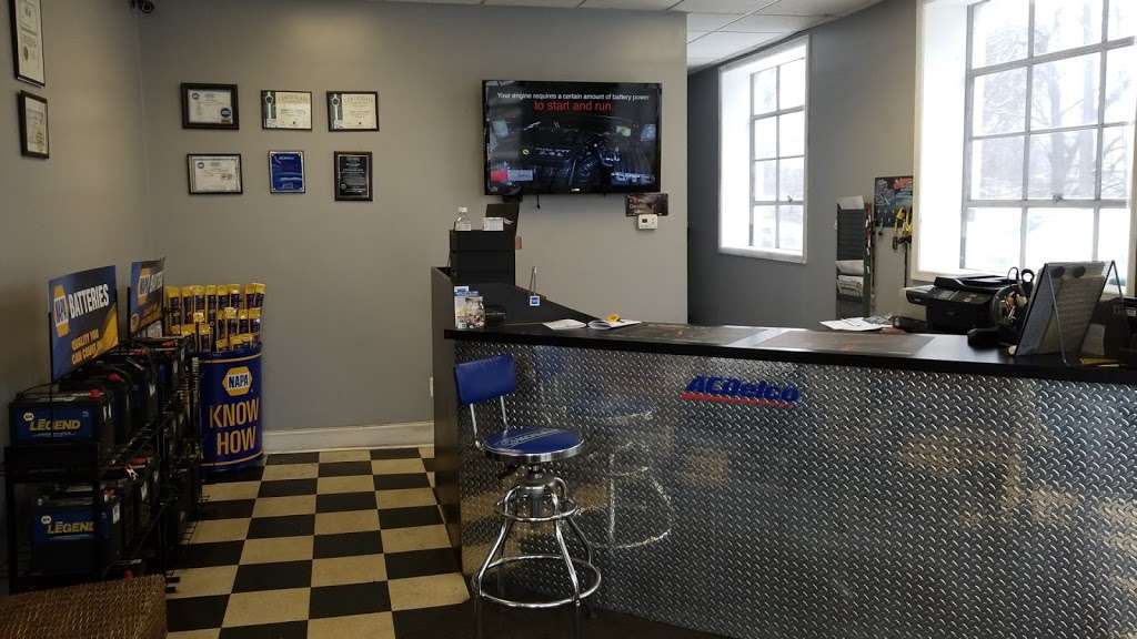 Robs Auto Repair Llc. | 1055 S Hanover St #2, Pottstown, PA 19465, USA | Phone: (610) 327-1999