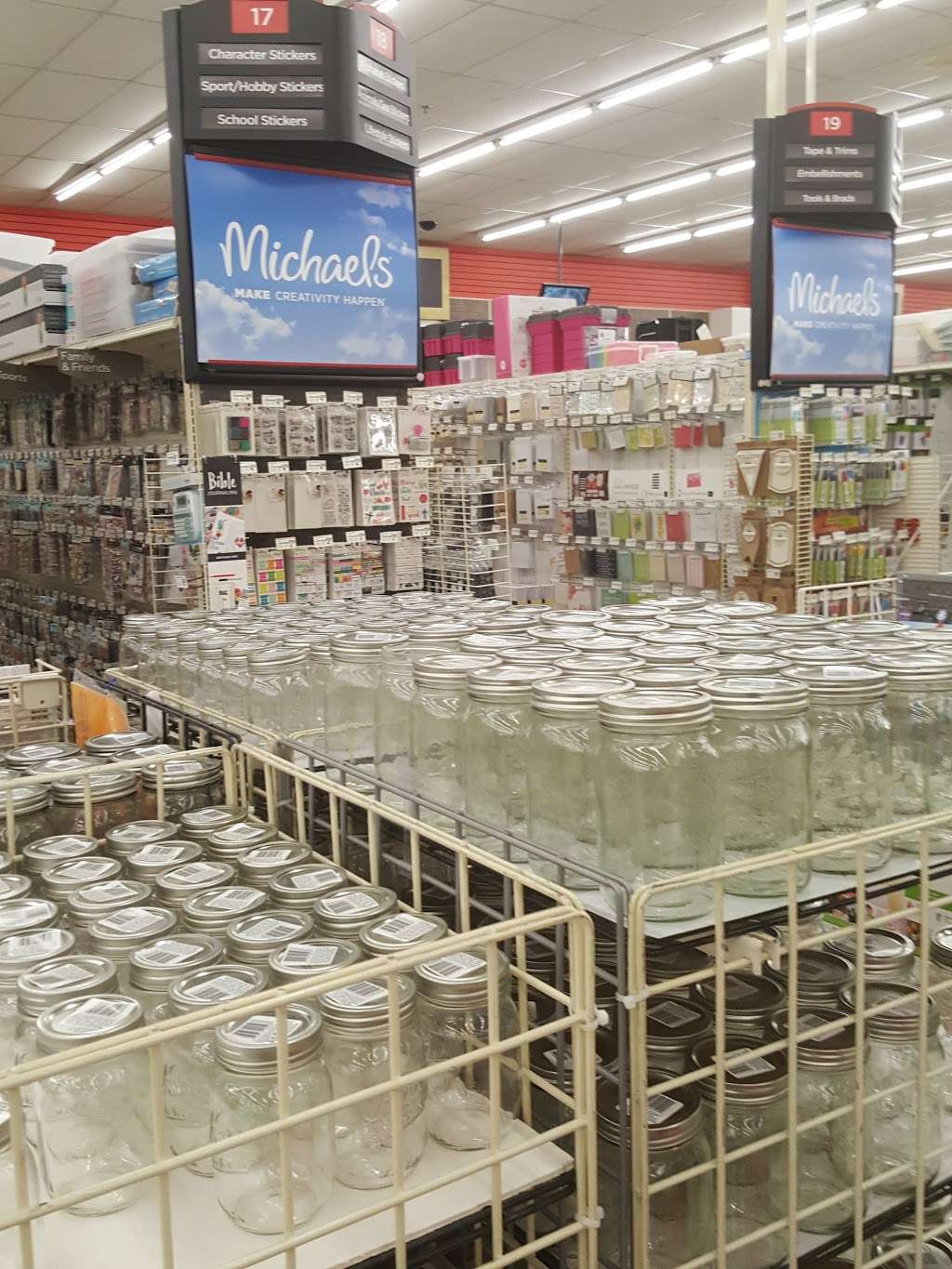 Michaels | 3026 Festival Way, Waldorf, MD 20601, USA | Phone: (301) 638-5669