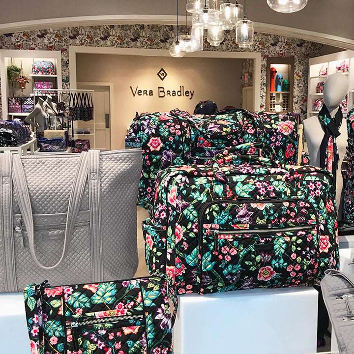 Vera Bradley | 510 Christiana Mall, Newark, DE 19702, USA | Phone: (302) 733-0880