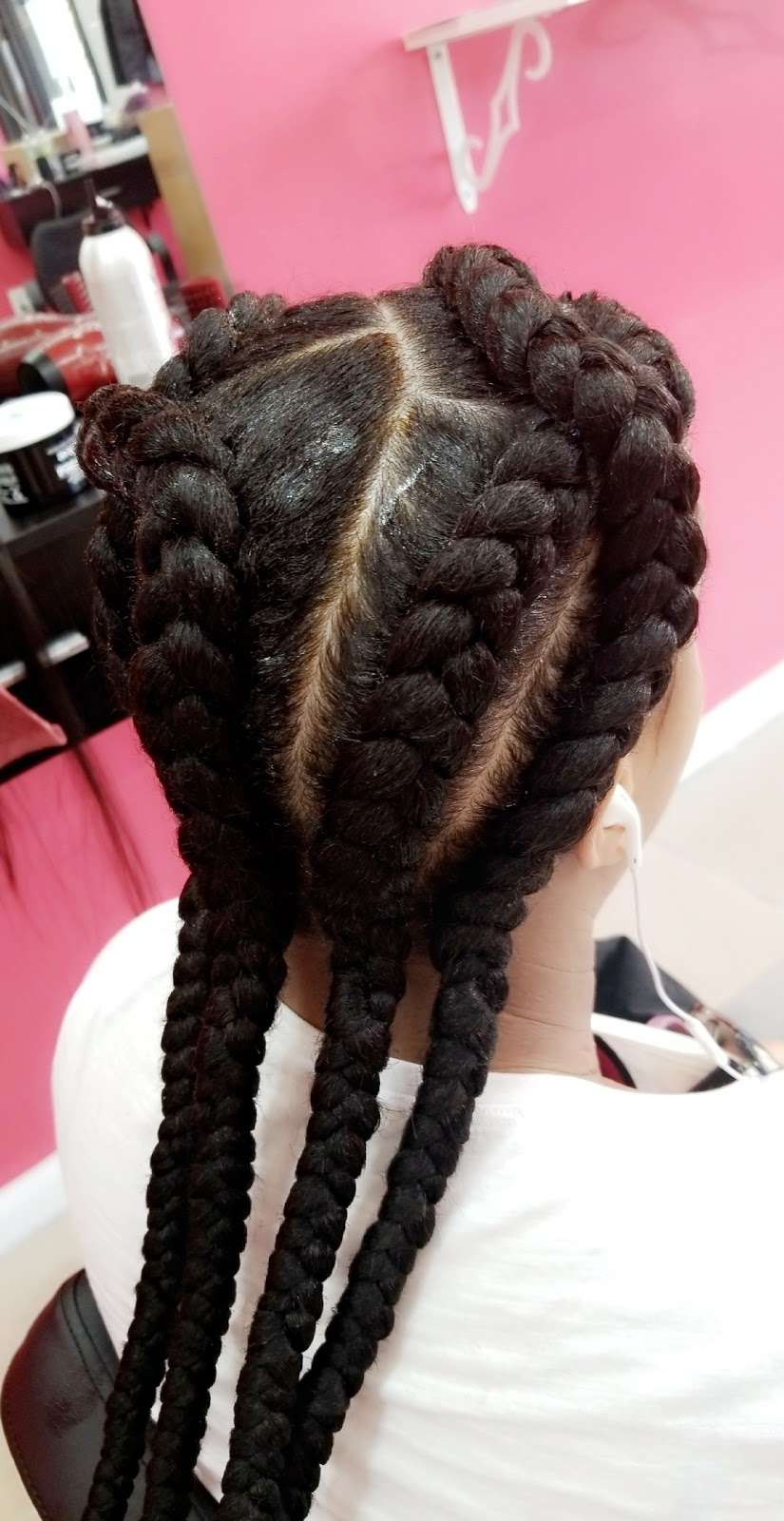 Mama African Hair Braiding | 162 Rockaway Ave, Brooklyn, NY 11233, USA | Phone: (718) 635-1543