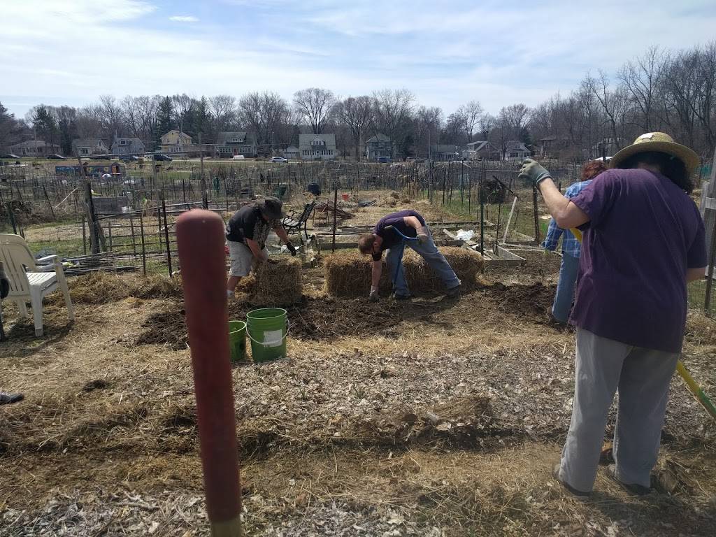 Troy Community Gardens | 502 Troy Dr, Madison, WI 53704, USA | Phone: (608) 240-0409