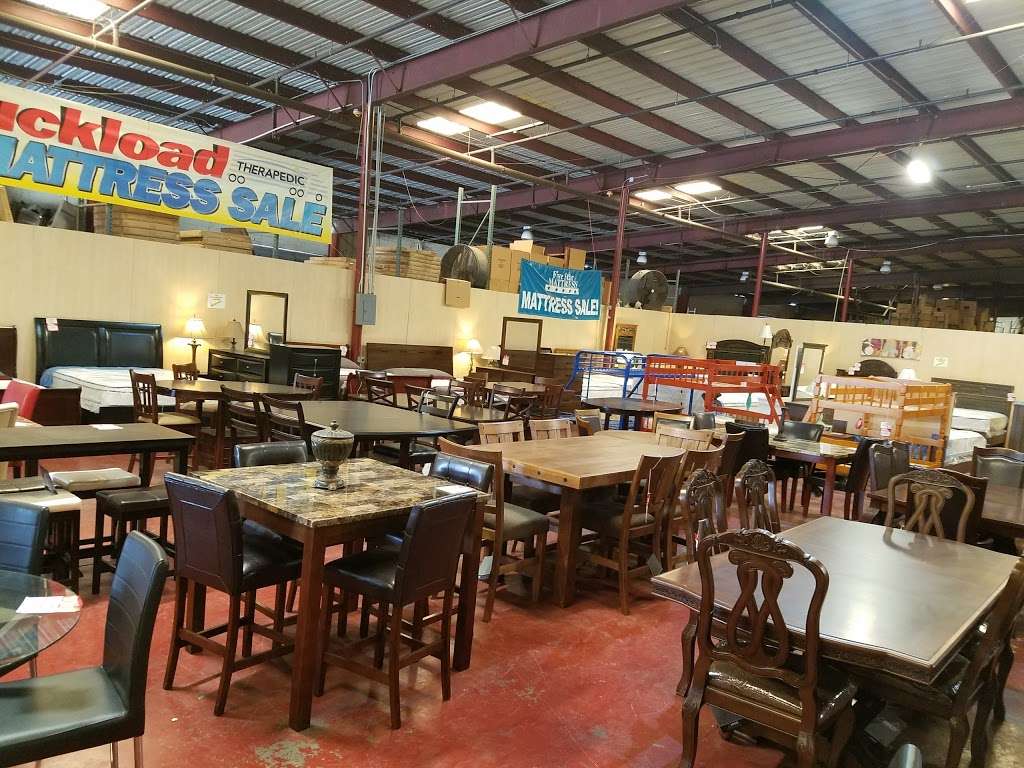 Furniture Factory Outlet | 701 W Landstreet Rd, Orlando, FL 32824, USA | Phone: (407) 438-8411