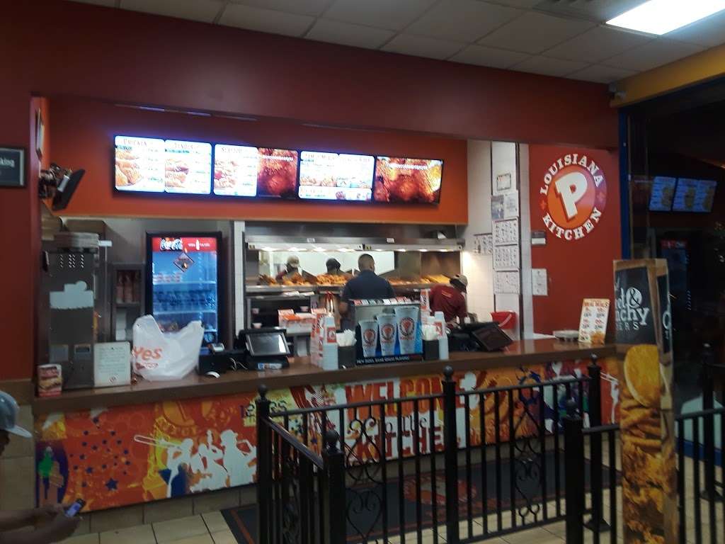 Popeyes Louisiana Kitchen | 8221 Flatlands Ave, Brooklyn, NY 11236, USA | Phone: (718) 513-4911