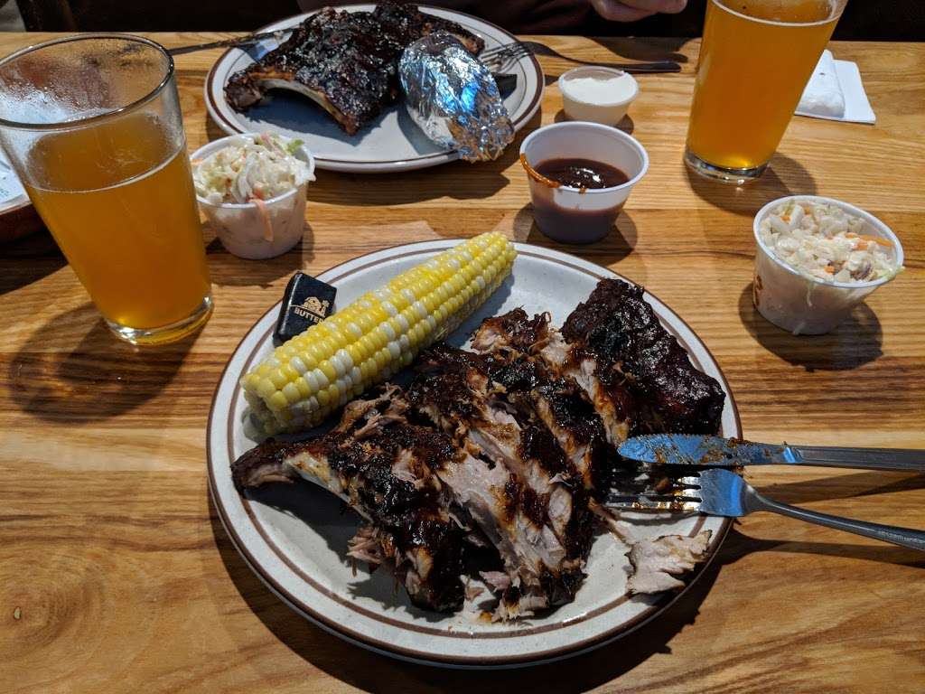 Big Eds Barbecue | 305 NJ-34, Matawan, NJ 07747, USA | Phone: (732) 583-2626