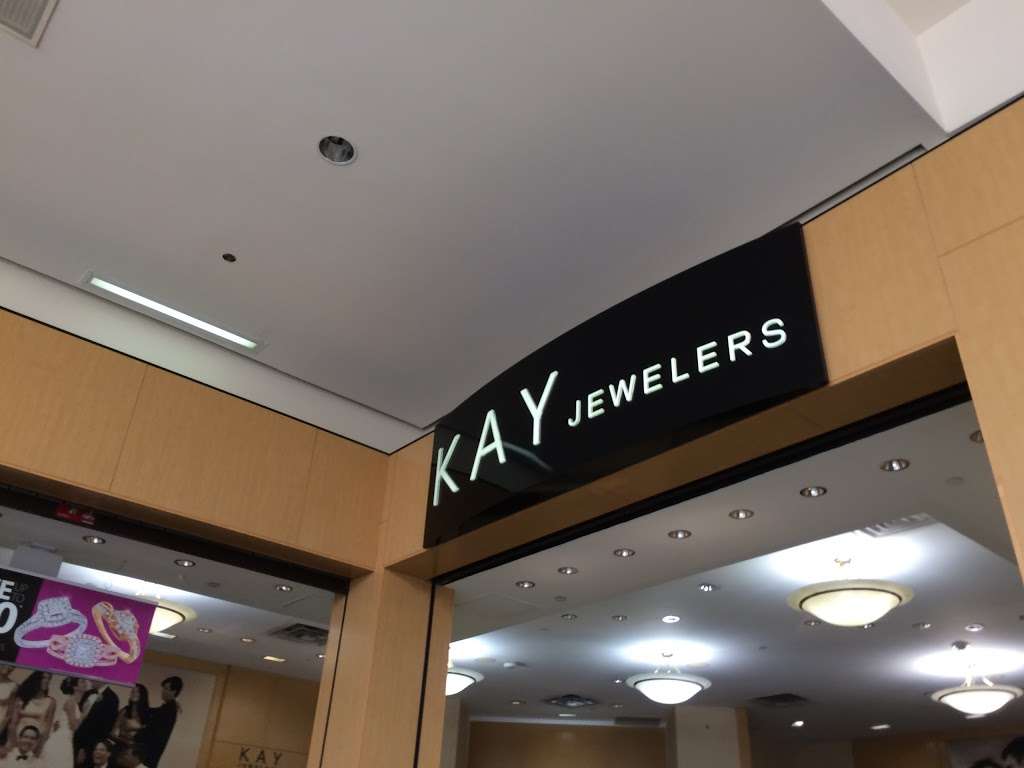 Kay Jewelers | 2112 Montebello Town Center, Montebello, CA 90640, USA | Phone: (323) 890-9200