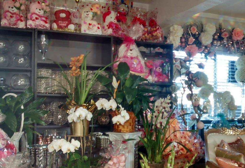 Normas Flower Shop | 3641, 36601 Newark Blvd #81, Newark, CA 94560, USA | Phone: (510) 793-7255