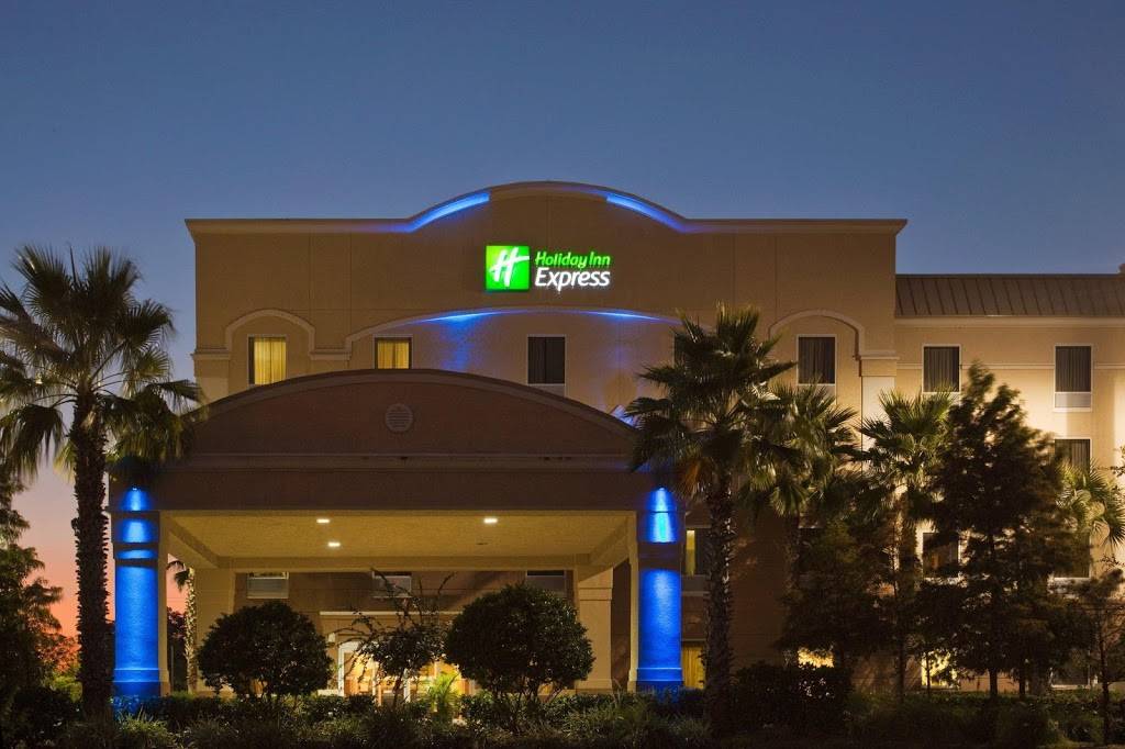 Holiday Inn Express & Suites Clearwater/US 19 N | 2580 Gulf to Bay Blvd, Clearwater, FL 33765, USA | Phone: (727) 797-6300