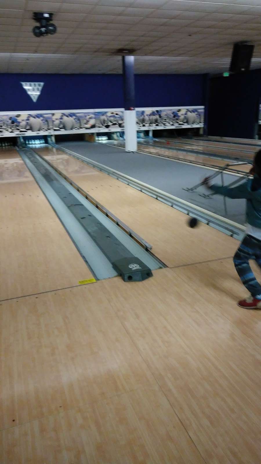 Glen Burnie Bowl | 6322-A Ritchie Hwy, Glen Burnie, MD 21061, USA | Phone: (443) 312-8538