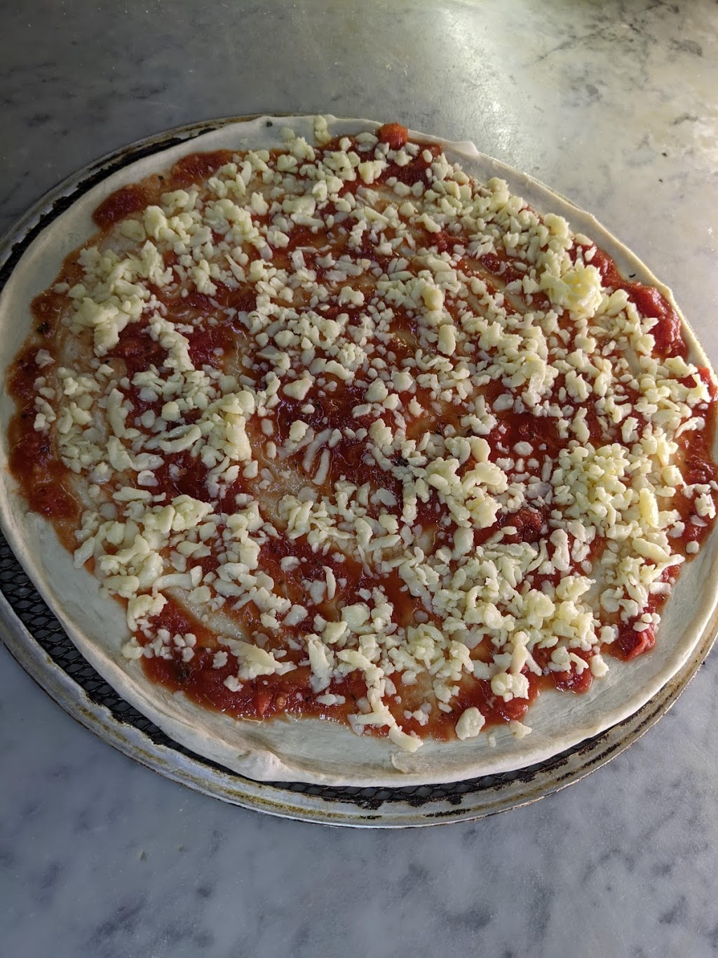 Riossi Pizza | 4417 Broadway, New York, NY 10040, USA | Phone: (212) 304-2333