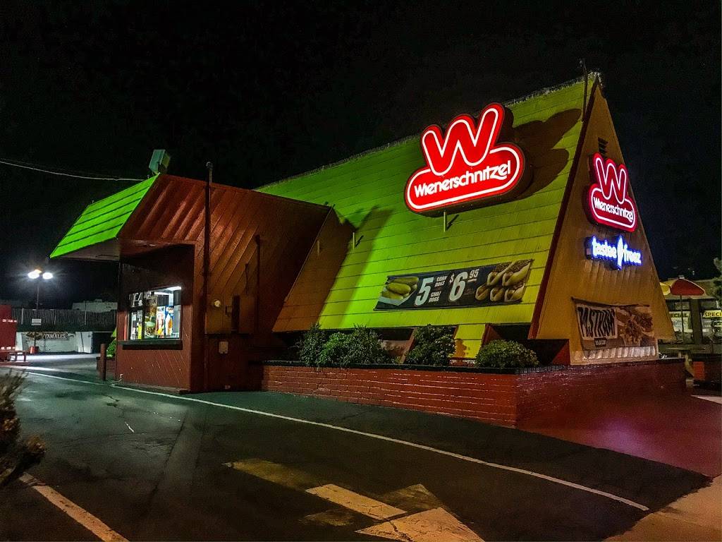 Wienerschnitzel | 1825 Highland Ave, National City, CA 91950, USA | Phone: (619) 477-7290