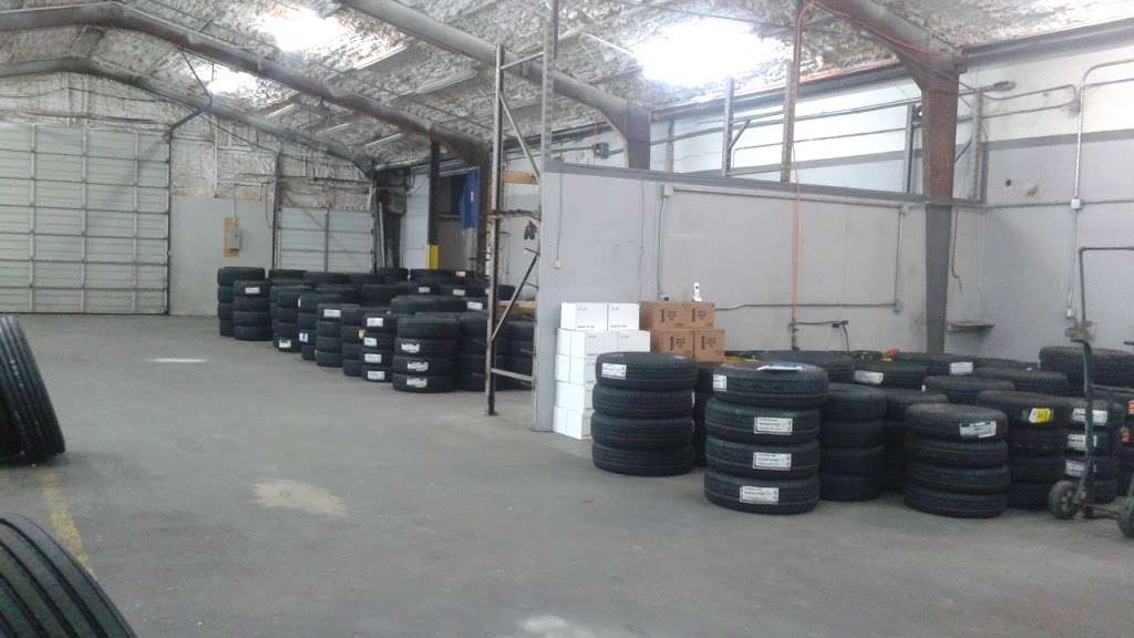 Automotive Wholesalers | 3215 N Main St, Baytown, TX 77521, USA | Phone: (281) 428-2100