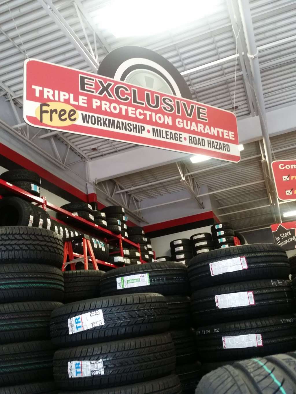 Town Fair Tire | 1355 Douglas Ave, North Providence, RI 02904, USA | Phone: (401) 353-8375