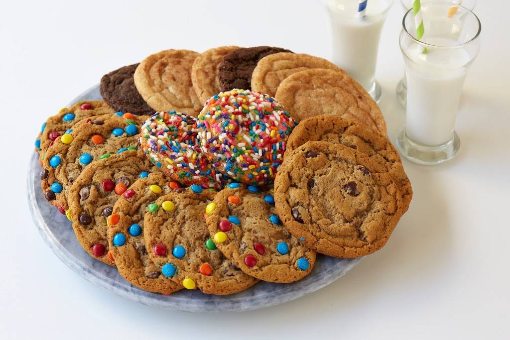 Great American Cookies | 2901 S Capital of Texas Hwy Space #P08A, Austin, TX 78746, USA | Phone: (512) 327-7624