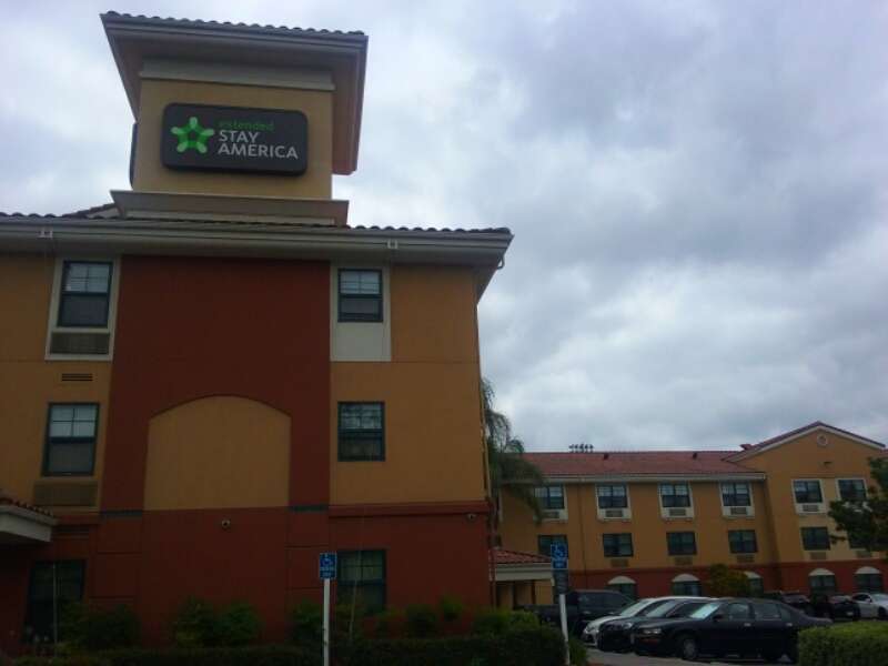 Extended Stay America - Los Angeles - Woodland Hills | 20205 Ventura Blvd, Woodland Hills, CA 91364, USA | Phone: (818) 710-1170