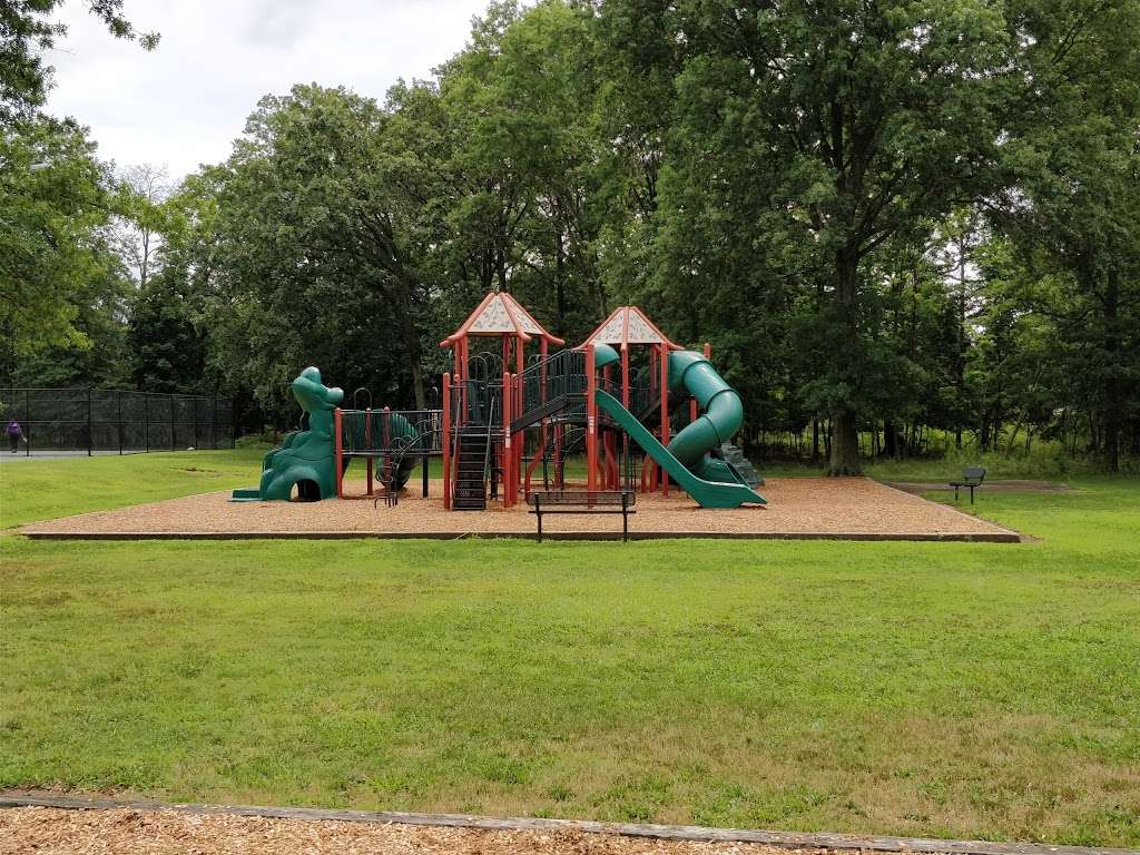 Suskin Park | 91 Haines Ave, Piscataway Township, NJ 08854, USA