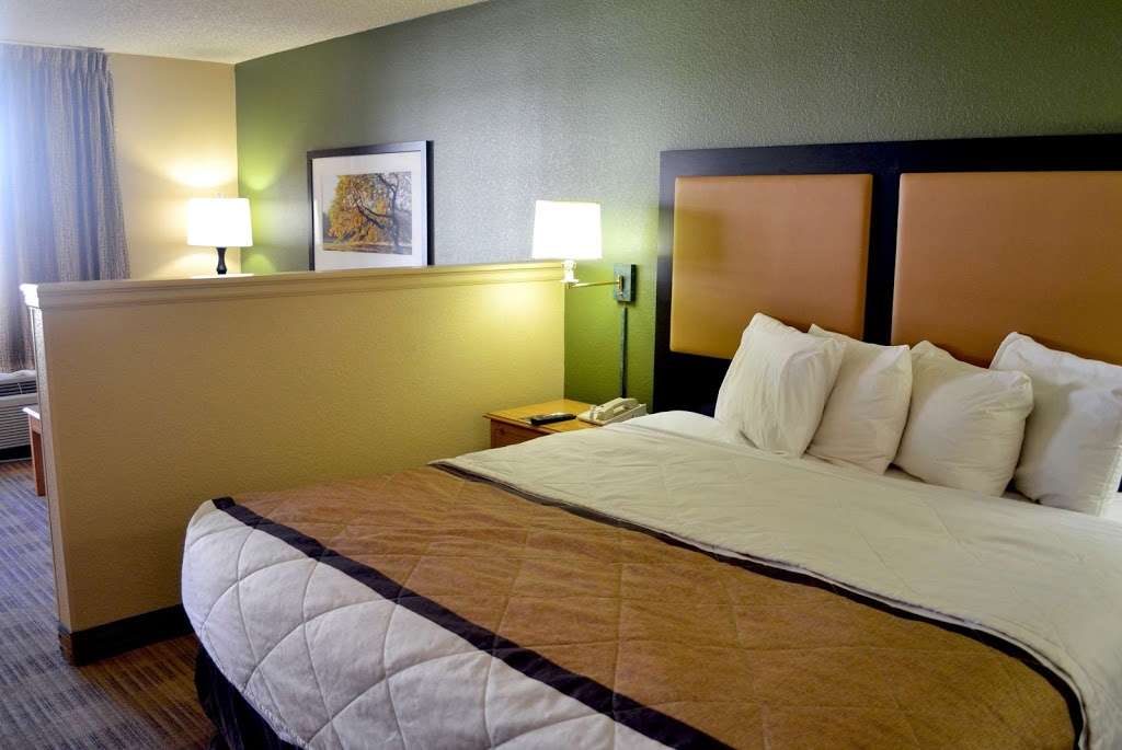 Extended Stay America Hotel Boca Raton - Commerce | 501 NW 77th St, Boca Raton, FL 33487, USA | Phone: (561) 994-2599