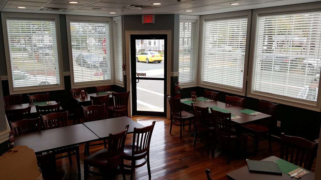 Kelley Square Pub | 135 Washington St, Peabody, MA 01960, USA | Phone: (978) 854-5057