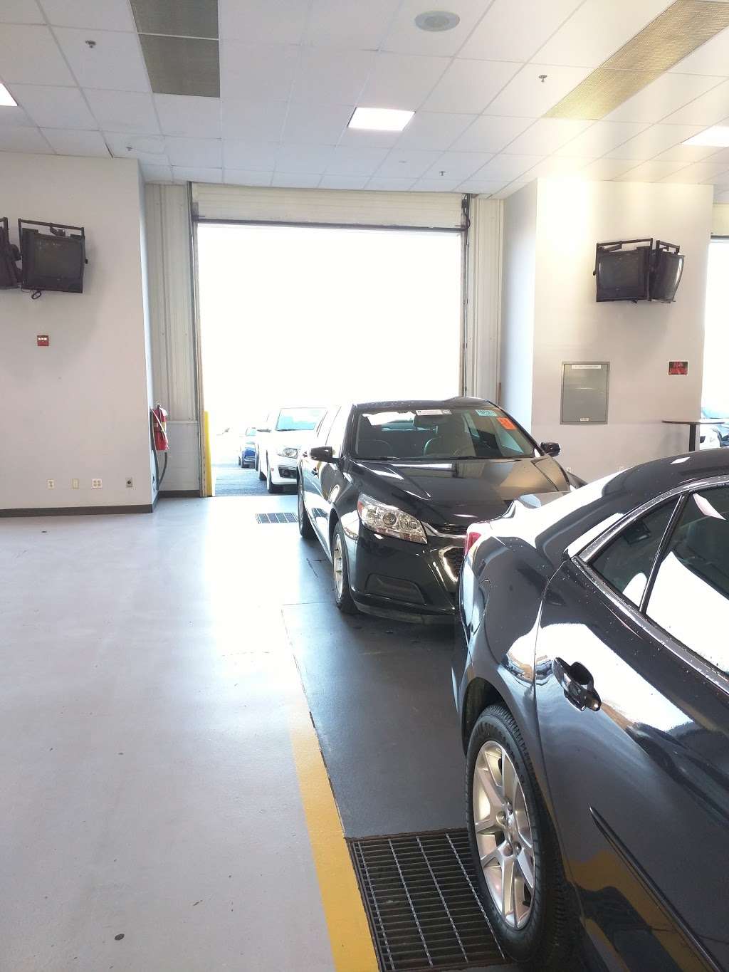 Manheim New York | 2000 Dealer Dr, Newburgh, NY 12550, USA | Phone: (845) 567-8400