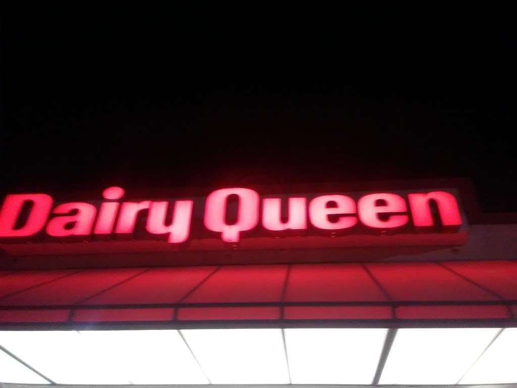 Dairy Queen Store | 1045 W Station St, Kankakee, IL 60901, USA | Phone: (815) 932-4441