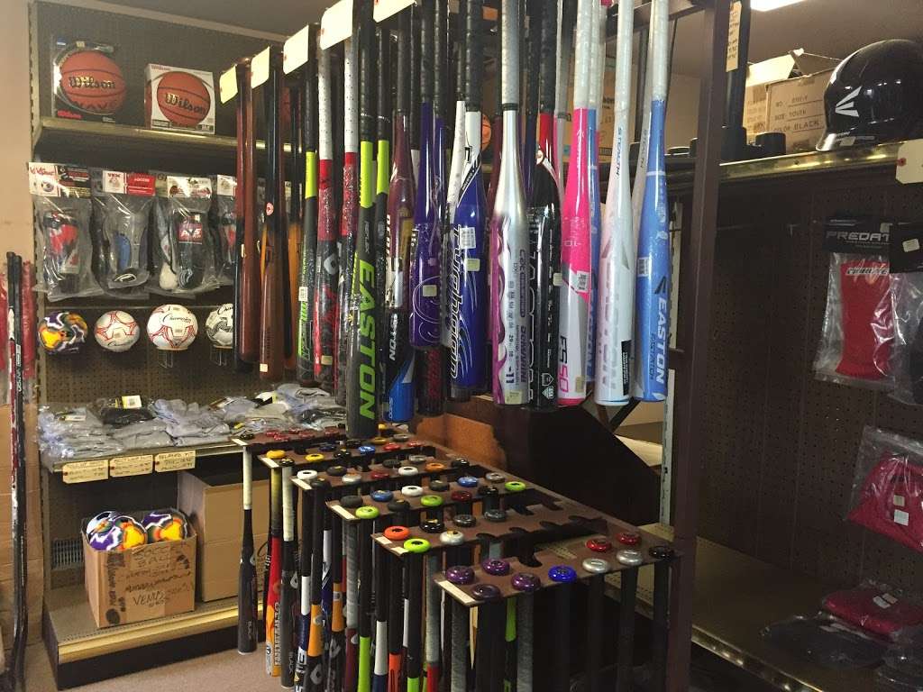 Swedes Sports Shop | 1061 Township Line Rd, Swedesboro, NJ 08085, USA | Phone: (856) 467-2525