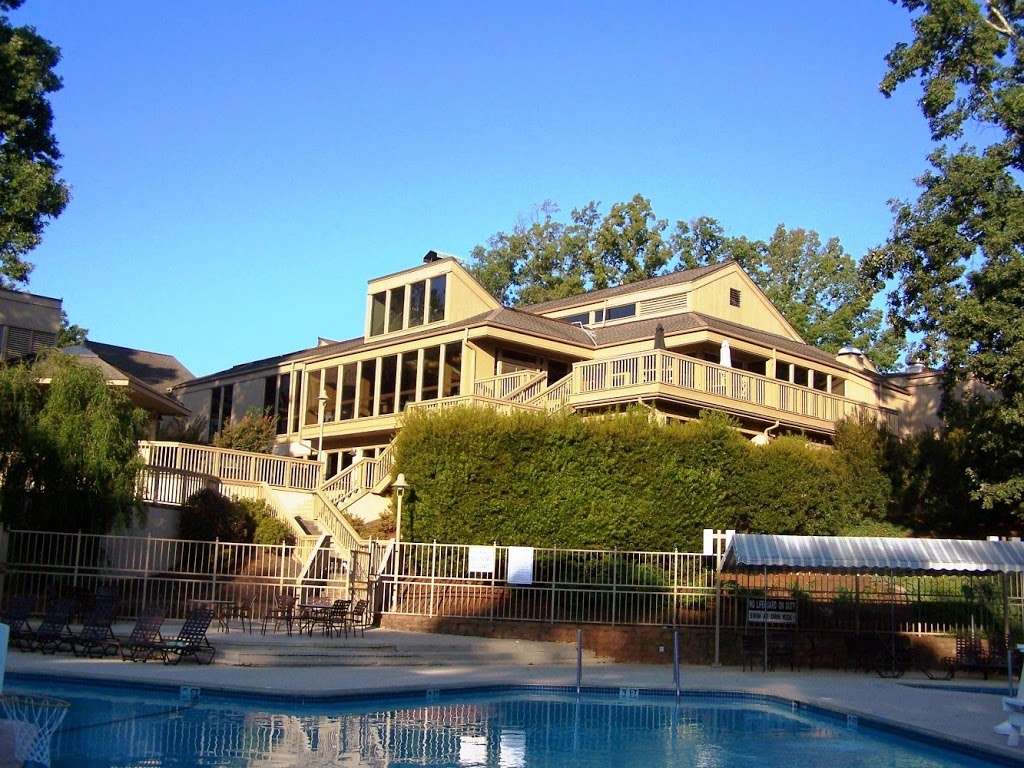 River Hills Country Club Pool | 30 Cove Rd, Clover, SC 29710, USA | Phone: (803) 831-1504