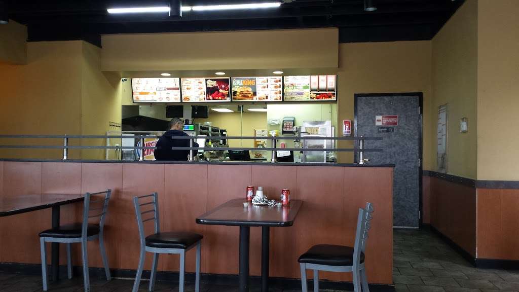 Burger King | 1515 N New Braunfels Ave, San Antonio, TX 78208, USA | Phone: (210) 626-8044