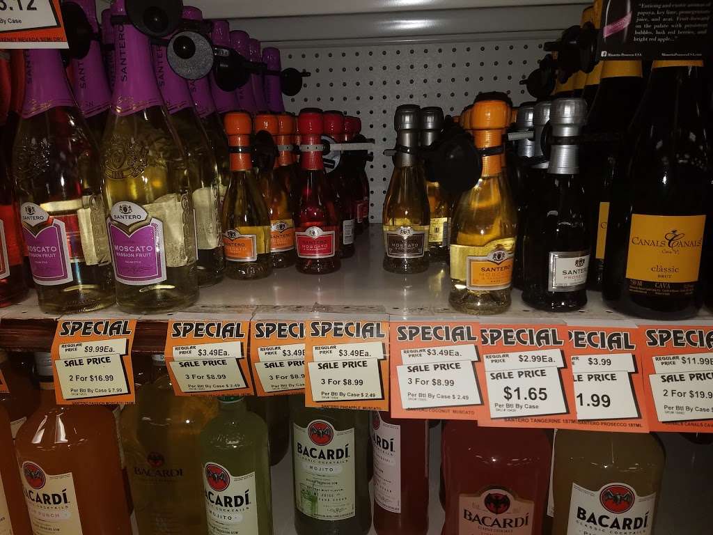 Liquor & Wine Warehouse | 1720 Eastchester Rd, Bronx, NY 10461, USA | Phone: (718) 794-9463