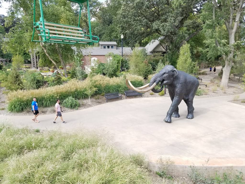 Elephant Amphitheater | 3901-, 3999 S River Dr, Omaha, NE 68108, USA | Phone: (402) 733-8400