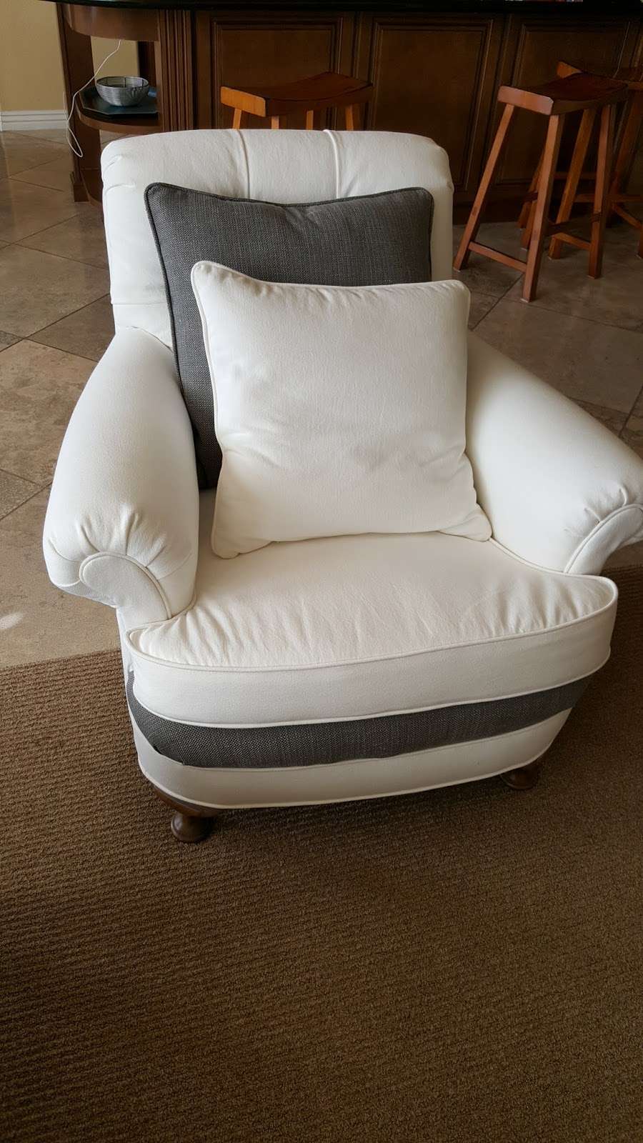 Encinitas Custom Upholstery | 6353 El Camino Real Ste i, Carlsbad, CA 92009, USA | Phone: (760) 496-2105
