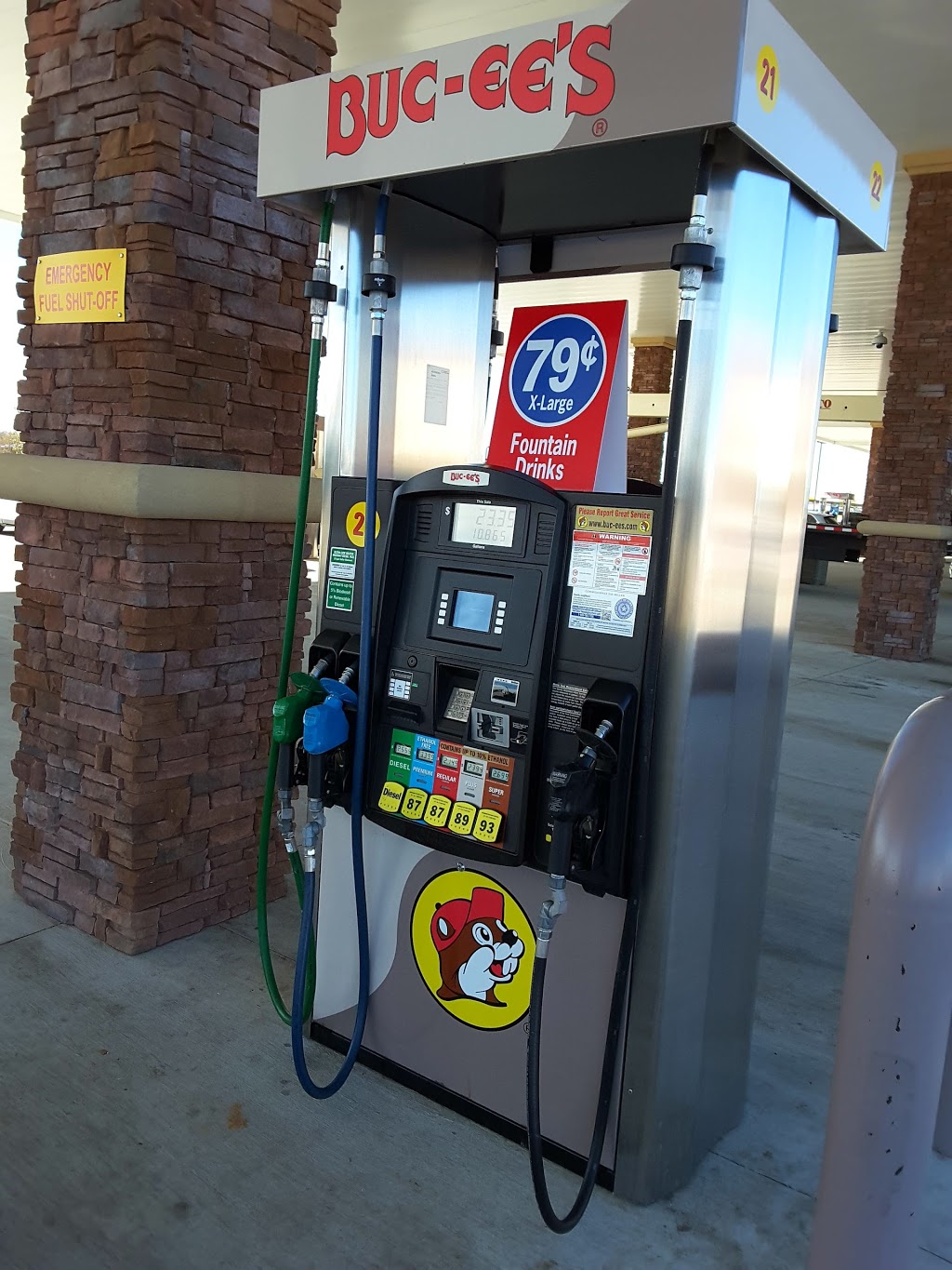 Bucees Gas Station | 27700 Katy Fwy, Katy, TX 77494, USA