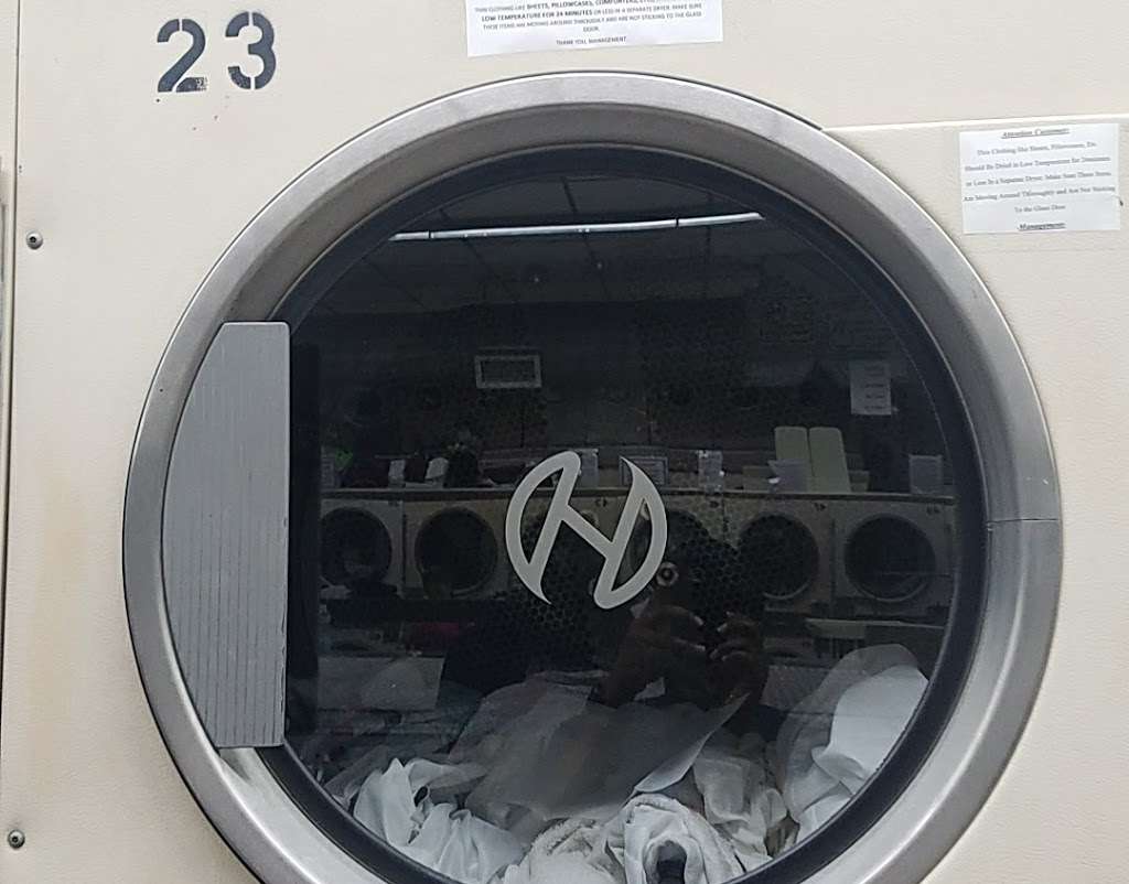 Laundry Land | 3225 Beach Channel Dr, Far Rockaway, NY 11691, USA | Phone: (718) 868-8471