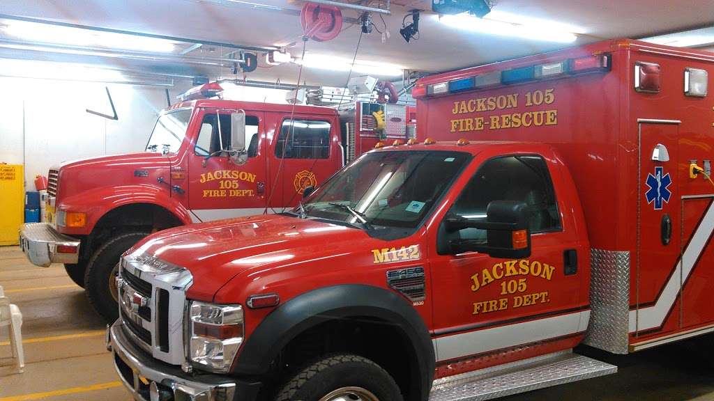 Jackson 105 Fire Department Station 142 | 435 N Perry Park Rd, Sedalia, CO 80135, USA | Phone: (303) 688-1218