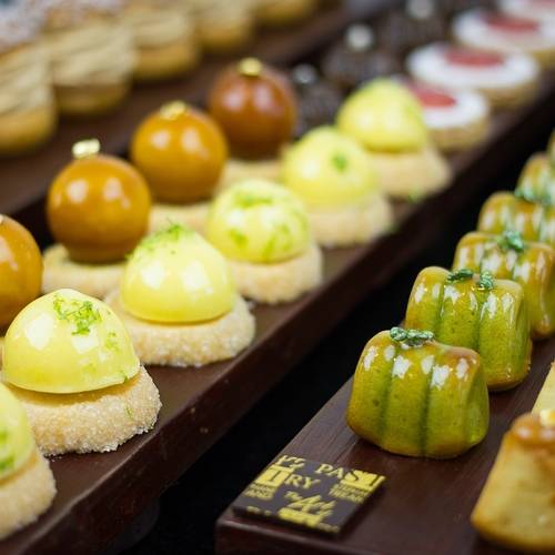 The Pastry School & Shop by Stéphane Tréand | 3057 Edinger Ave, Tustin, CA 92780, USA | Phone: (949) 500-4807