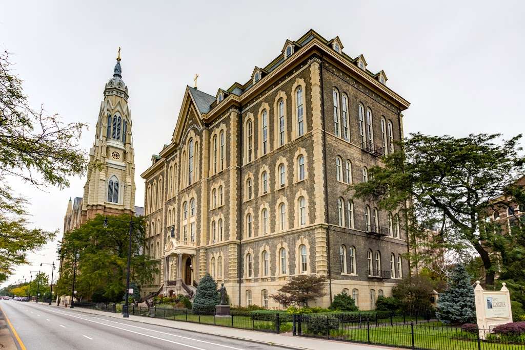 St. Ignatius College Prep | 1076 Roosevelt Rd, Chicago, IL 60608, USA | Phone: (312) 421-5900