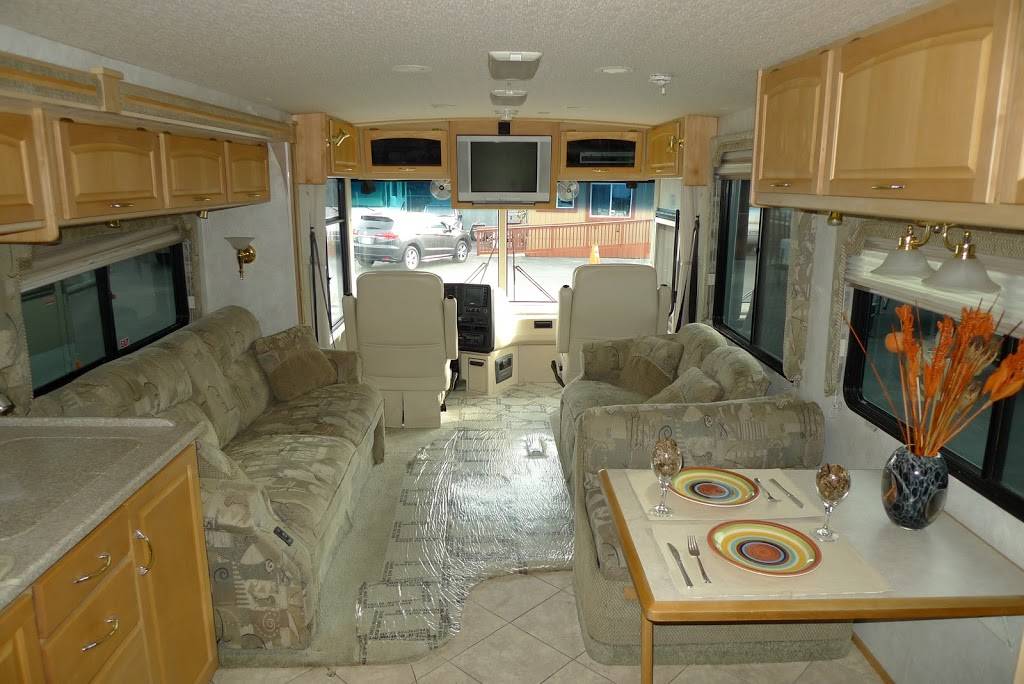 American Motorhome RV Super Deals | 1064 El Camino Ave, Sacramento, CA 95815, USA | Phone: (916) 669-0656