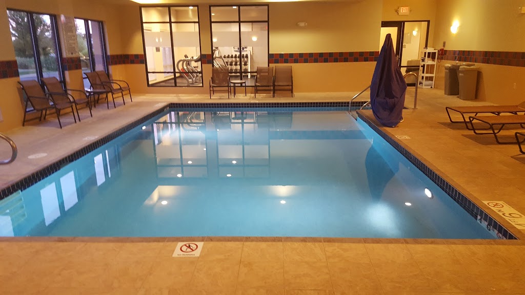 Hampton Inn Elkhorn Lake Geneva Area | 40 W Hidden Trail, Elkhorn, WI 53121, USA | Phone: (262) 743-2360