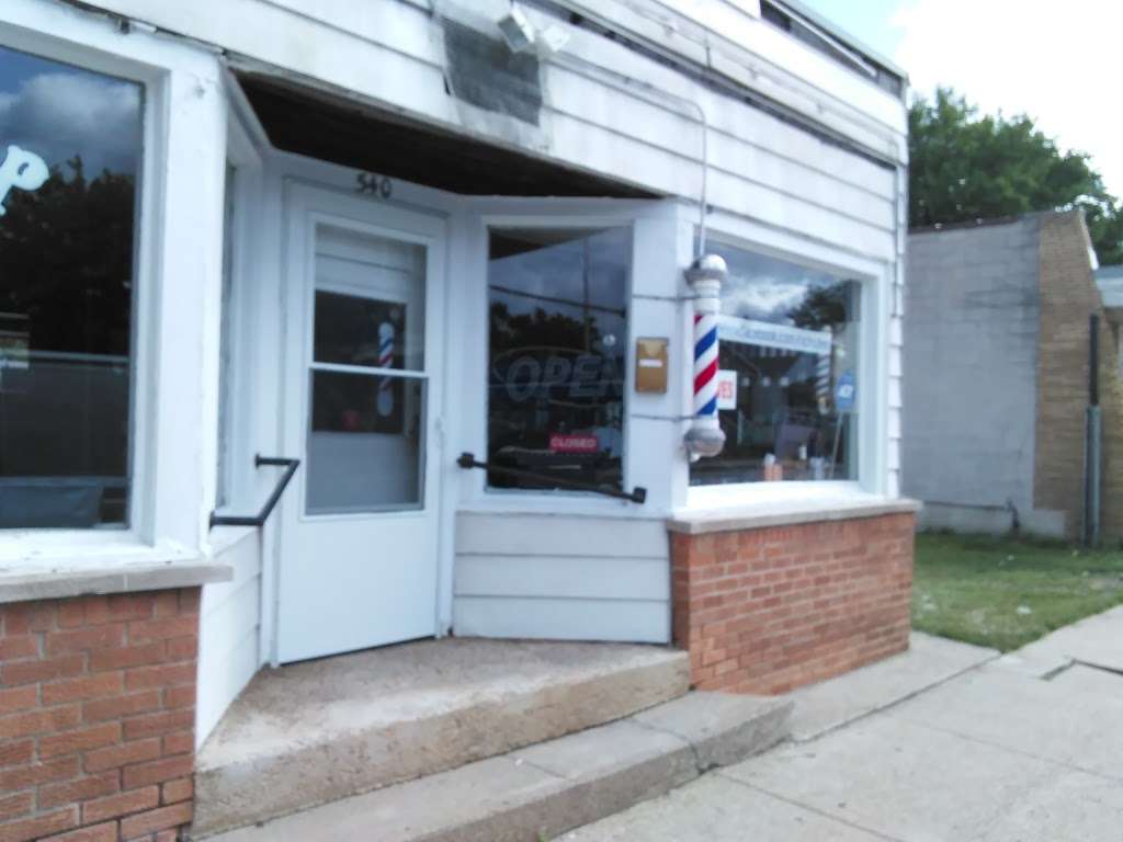 Michaels Barber Shop | 1672 Dolton Rd, Calumet City, IL 60409, USA | Phone: (708) 891-6670