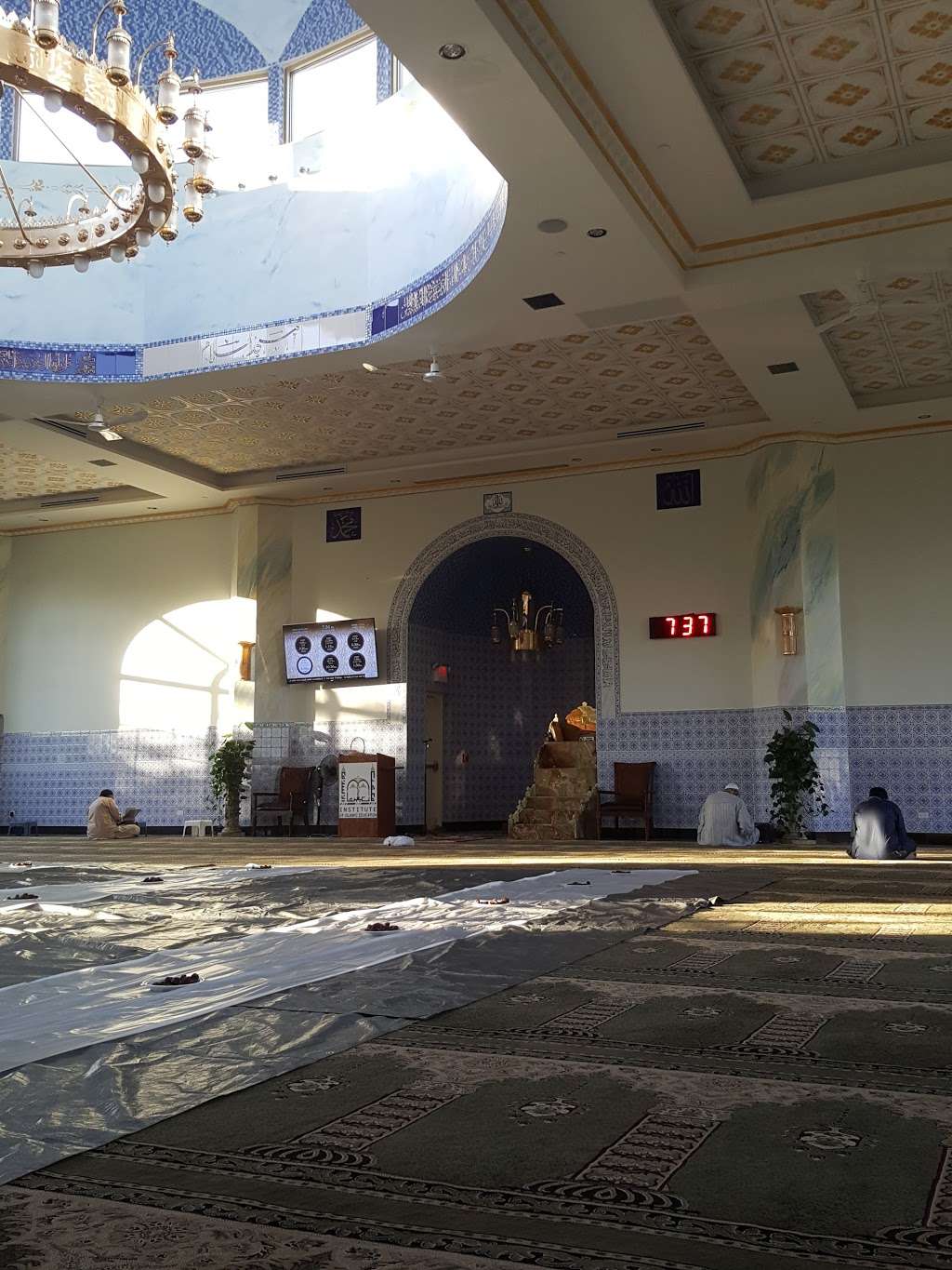 Masjidul Islam | Masjid-Ul-Islam, 1280 Bluff City Blvd, Elgin, IL 60120, USA | Phone: (847) 695-4685