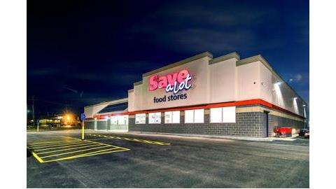 Save-A-Lot | 2102 Metropolitan Ave, Kansas City, KS 66106, USA | Phone: (913) 262-1065